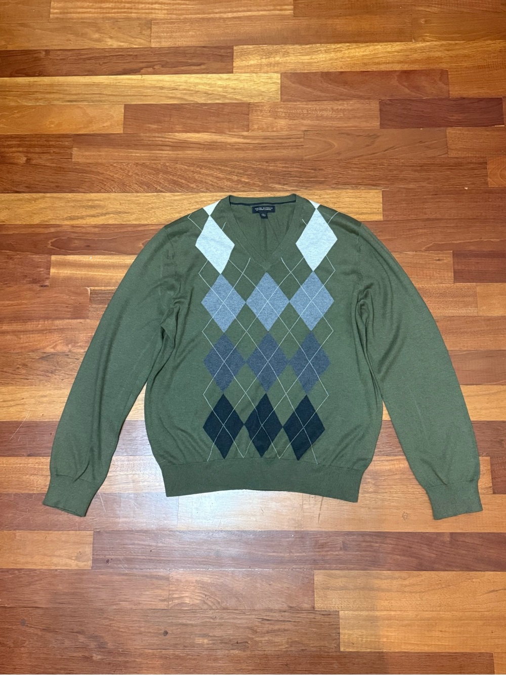 Banana Republic Olive Green Argyle V-Neck Sweater Silk Cotton Cashmere Holidays